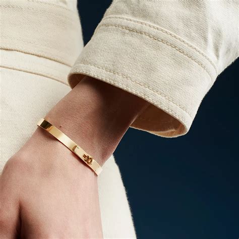 people wearing hermes kelly diamond gold bracelet|Hermes kelly bracelet full diamond.